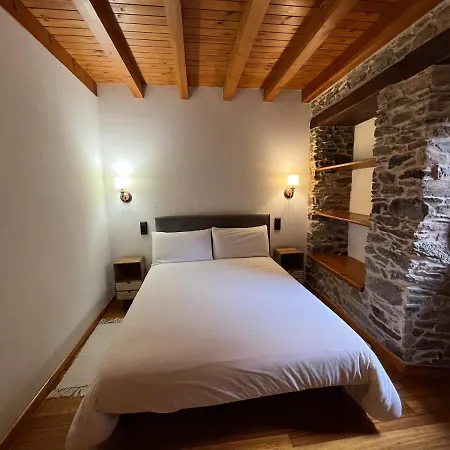 Casa Rural O Vilar Venkovský dům *